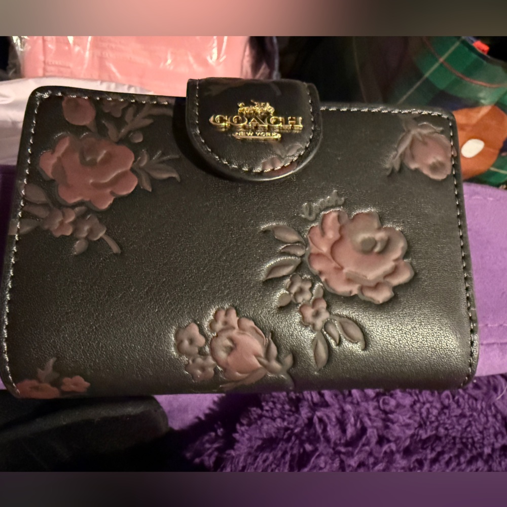 NWT Coach Embossed Floral Black Wallet with Flowers